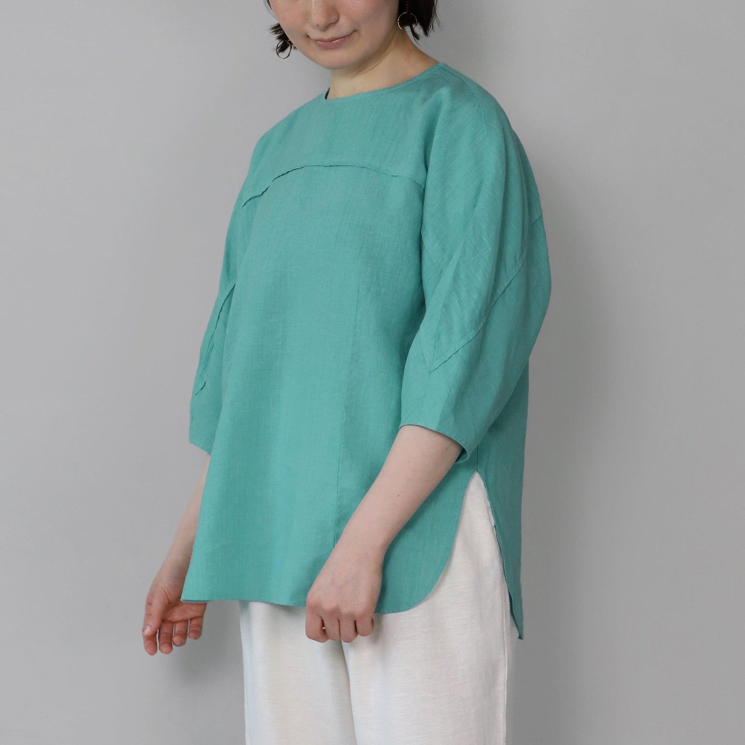 ヘンプフェザーブラウス WE2401G012 Emerald