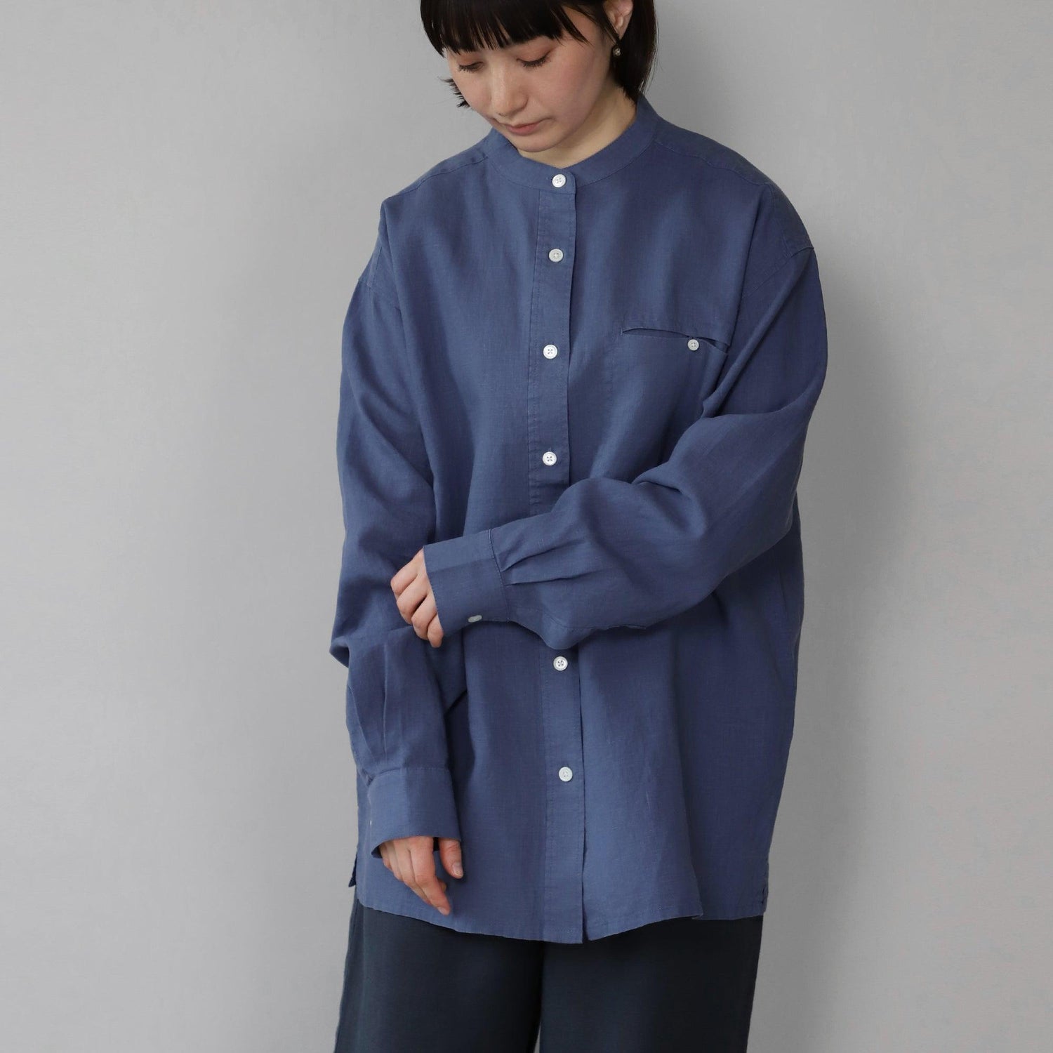 ヘンプフェザーシャツ WE2401G013 Dark Blue