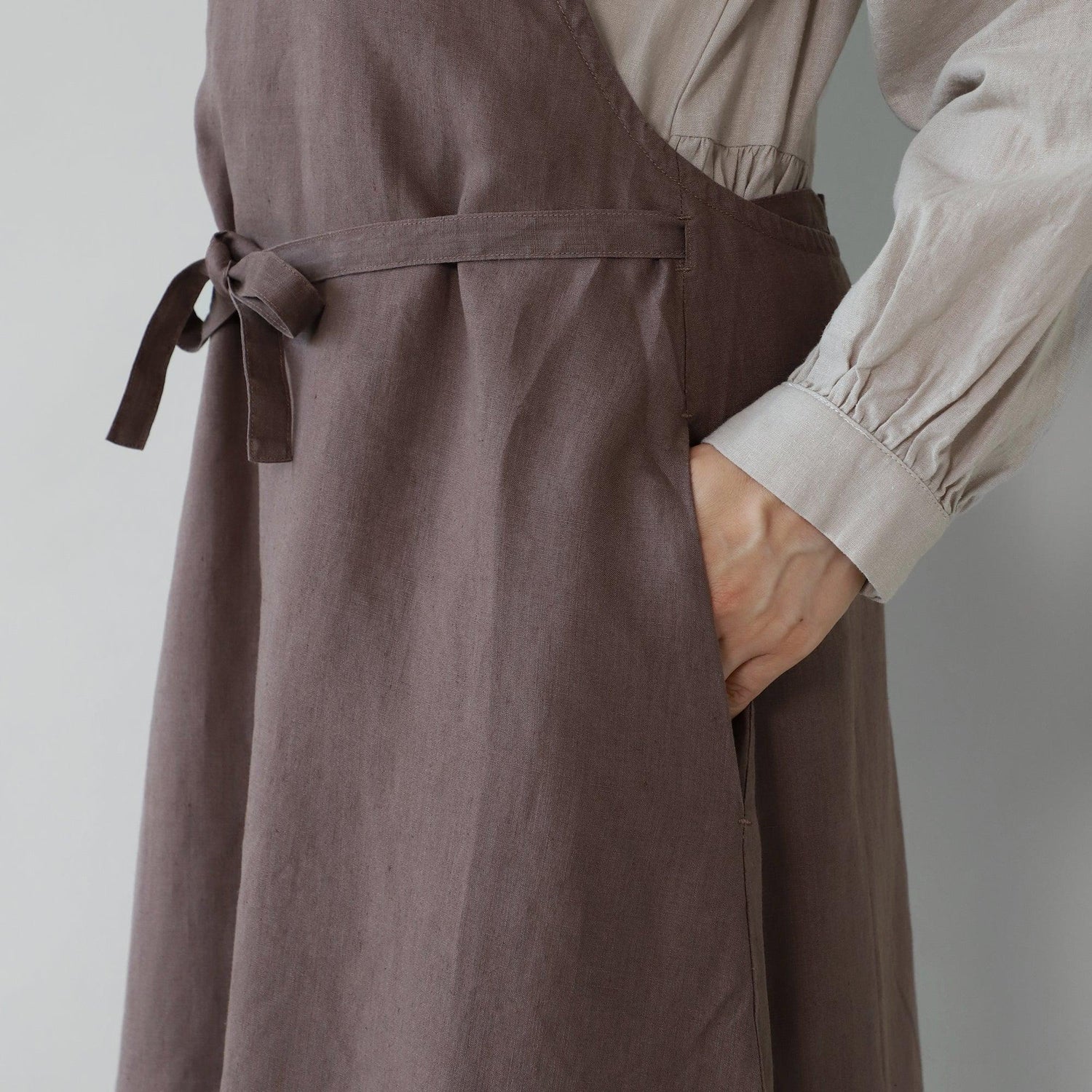 ヘンプ100%マキシエプロン WE2201R019 Brown