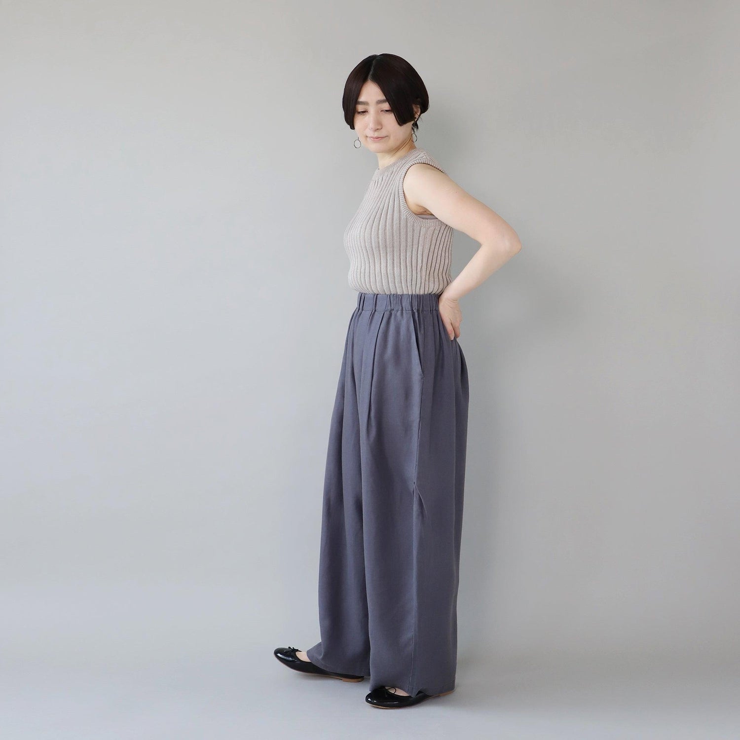 WE2501G005 ヘンプワイドコクーンパンツ