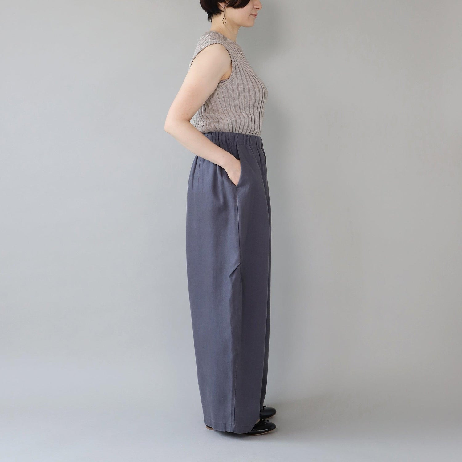 WE2501G005 ヘンプワイドコクーンパンツ