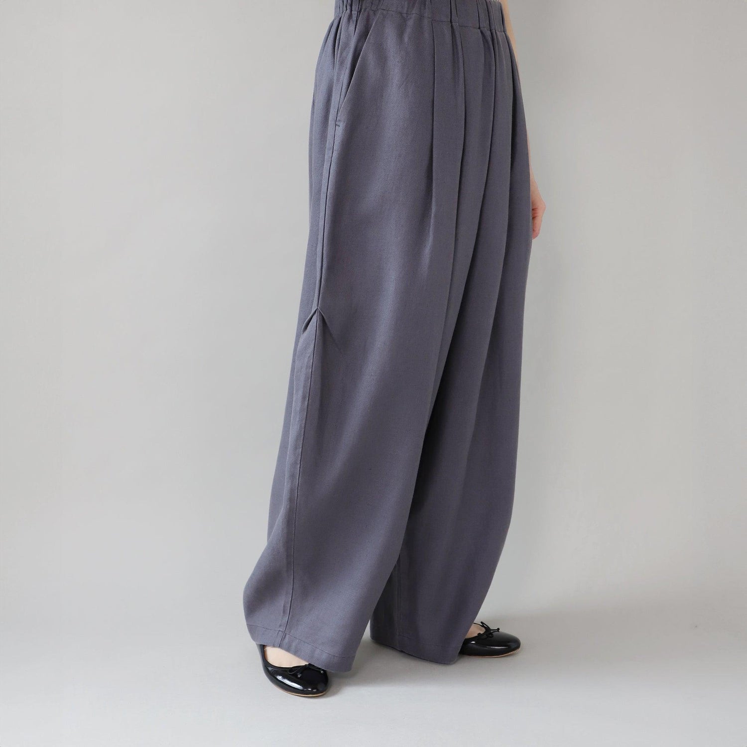 WE2501G005 ヘンプワイドコクーンパンツ