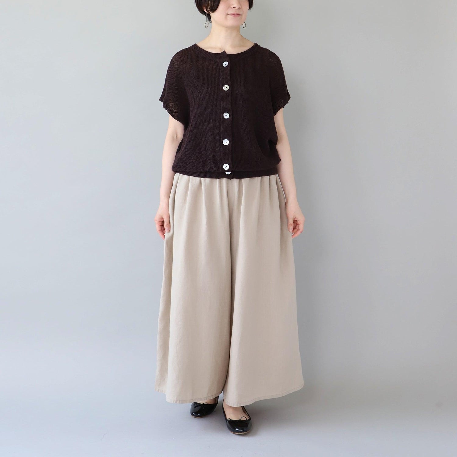 WE2501G001 ヘンプ ギャザーワイドパンツ