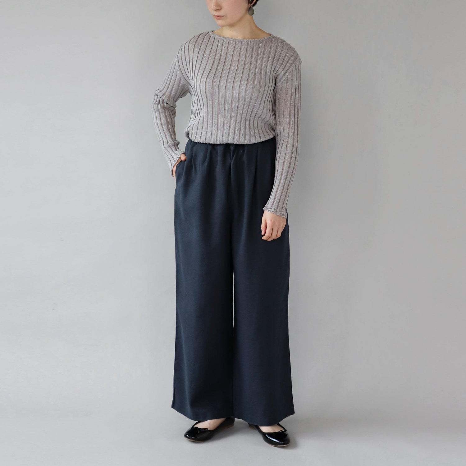 ヘンプキャンバスパンツ WE2301G009 Black 全身