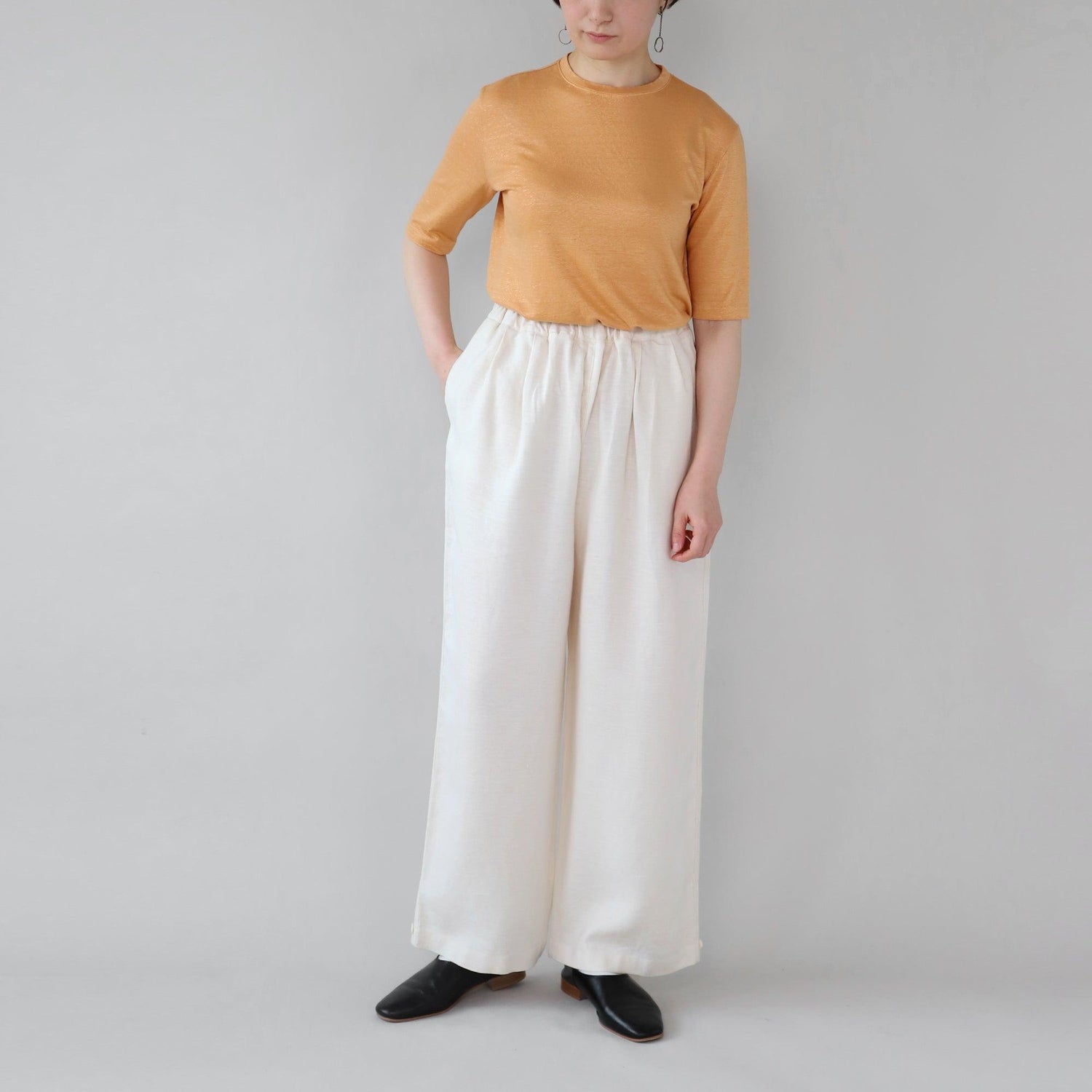 ヘンプキャンバスパンツ WE2301G009 White 全身