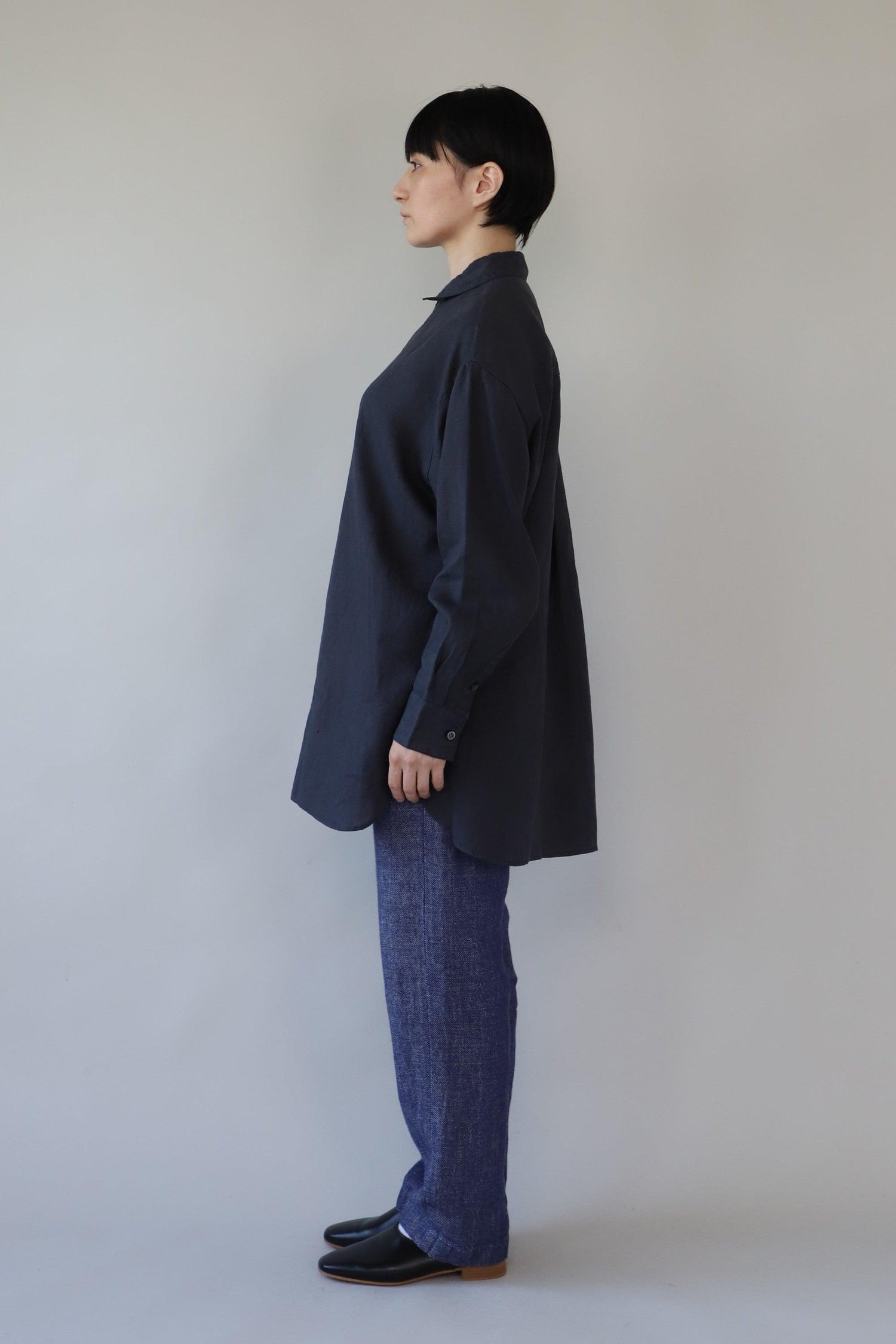 ヘンプショップシャツ WE2301G003 Black 全身