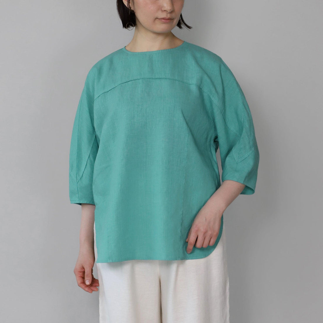 ヘンプフェザーブラウス WE2401G012 Emerald