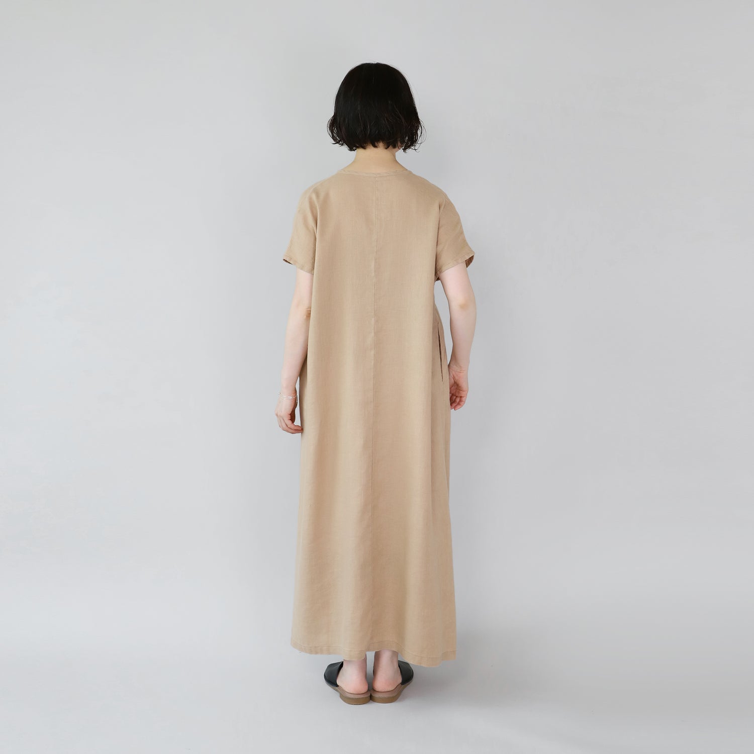 スキッパーフレンチスリーブワンピース