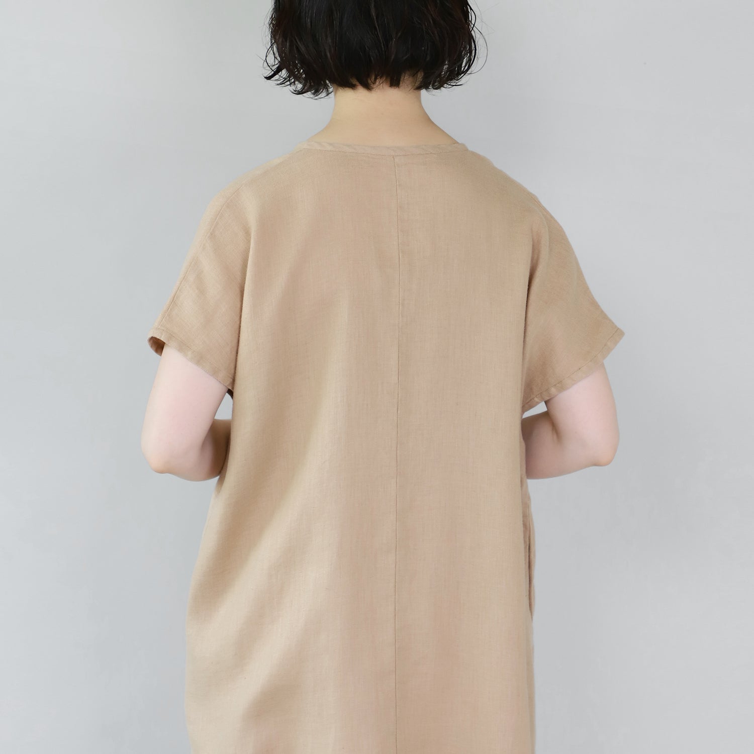 スキッパーフレンチスリーブワンピース