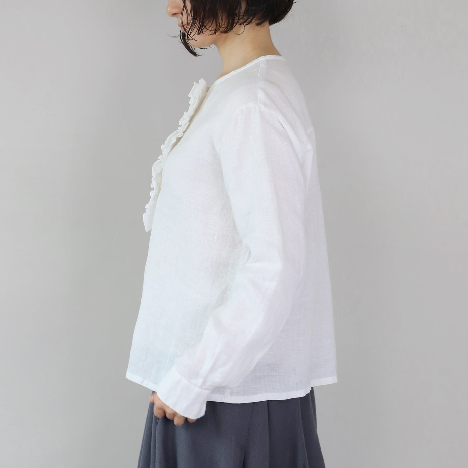 フリルヘンプシャツ